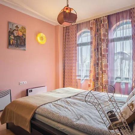 Gondola 1 Bdrm Flat In Cedar Iv 아파트