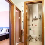 דירה Gondola 1 Bdrm Flat In Cedar Iv בנסקו