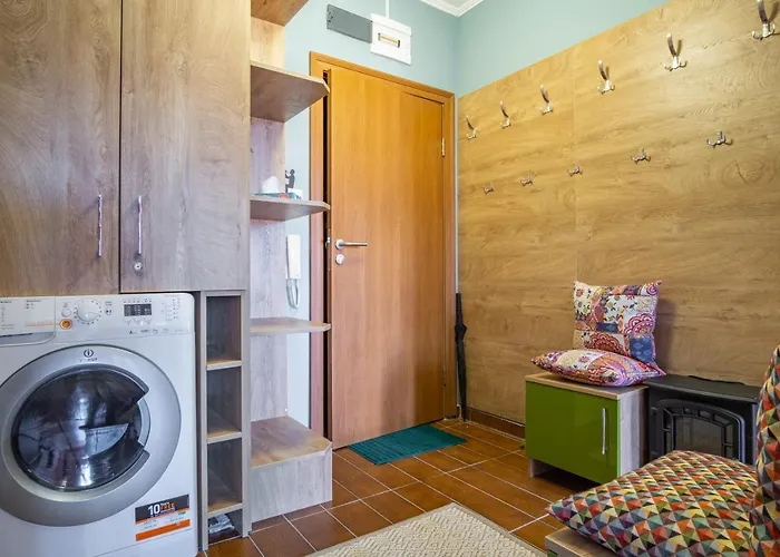 Apartment Gondola 1 Bdrm Flat In Cedar Iv