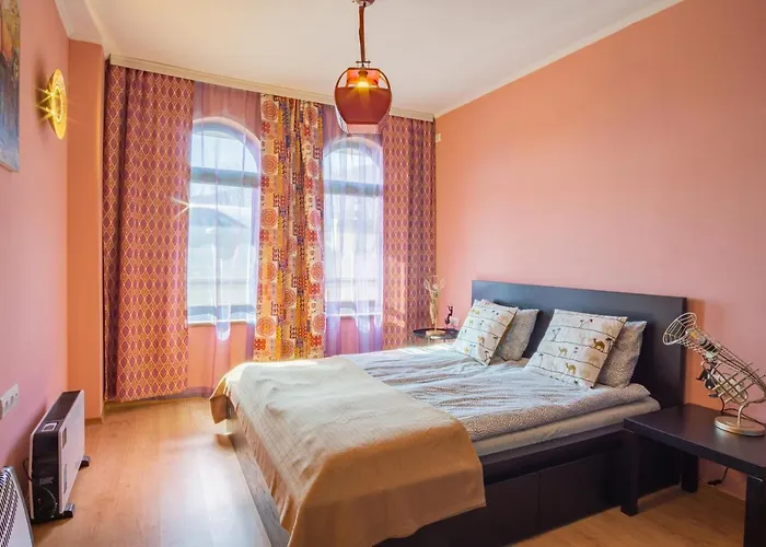 Apartment Gondola 1 Bdrm Flat In Cedar Iv *